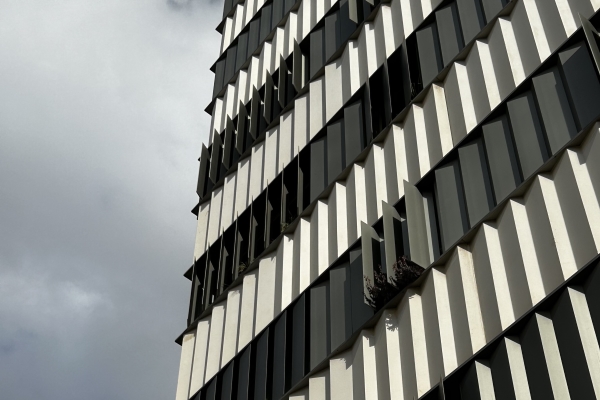 Kortárs építészet és közösségépítés a sevillai történelmi negyedben